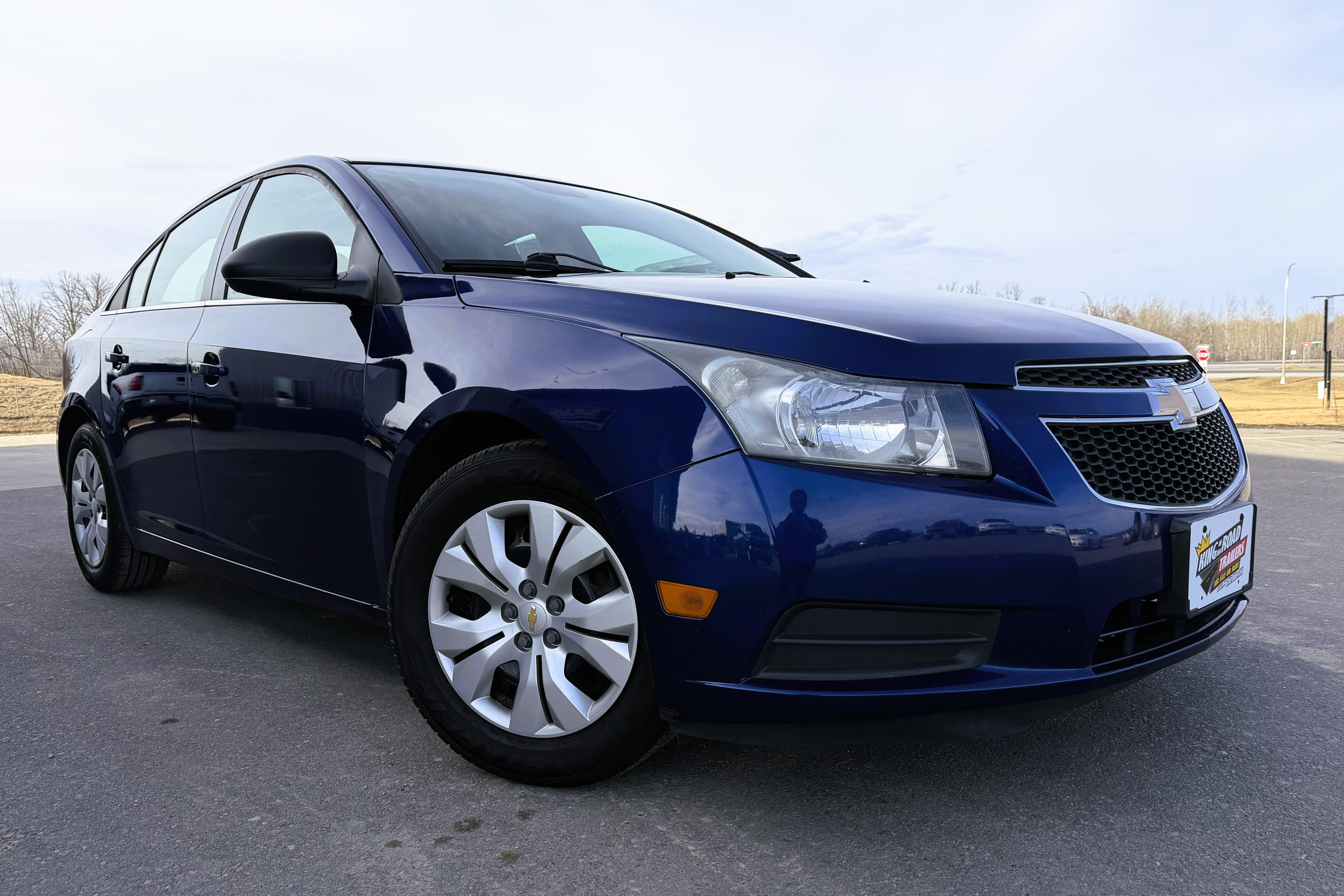 2012 Chevrolet Cruze LS view 3