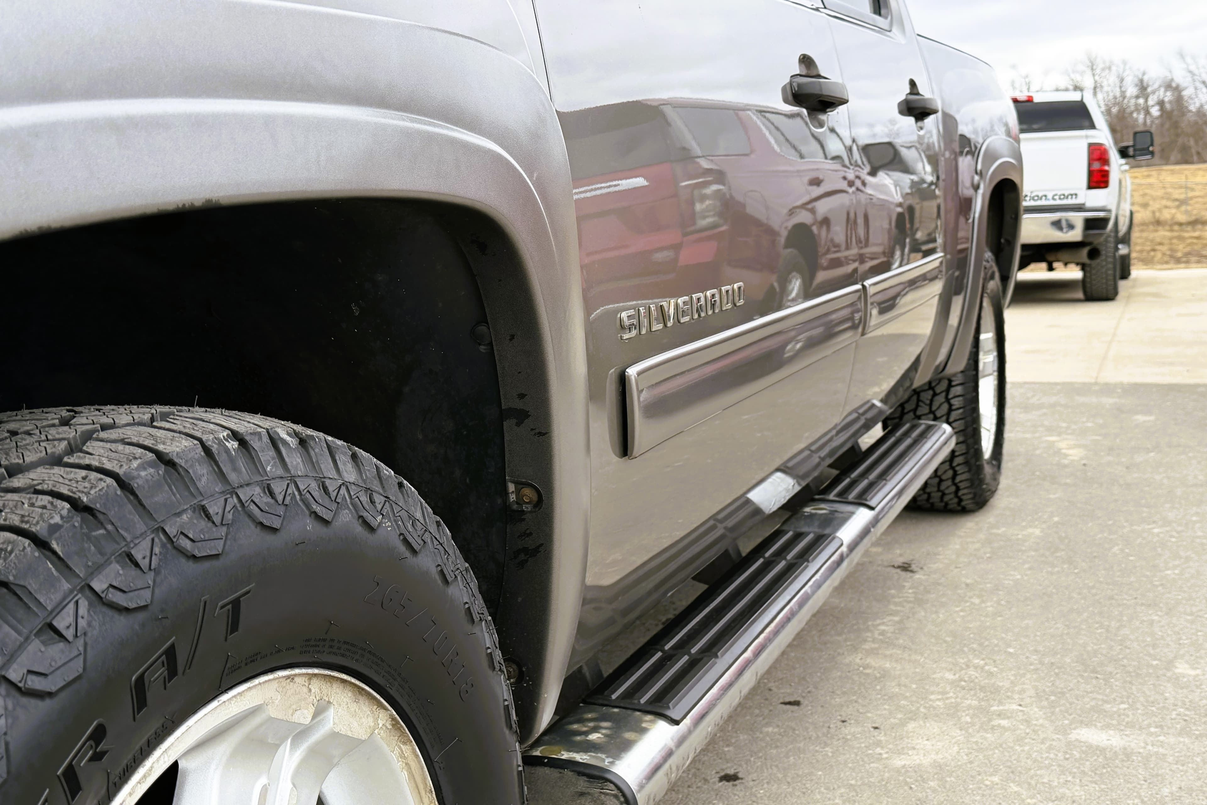 2013 Chevrolet Silverado 1500 view 4