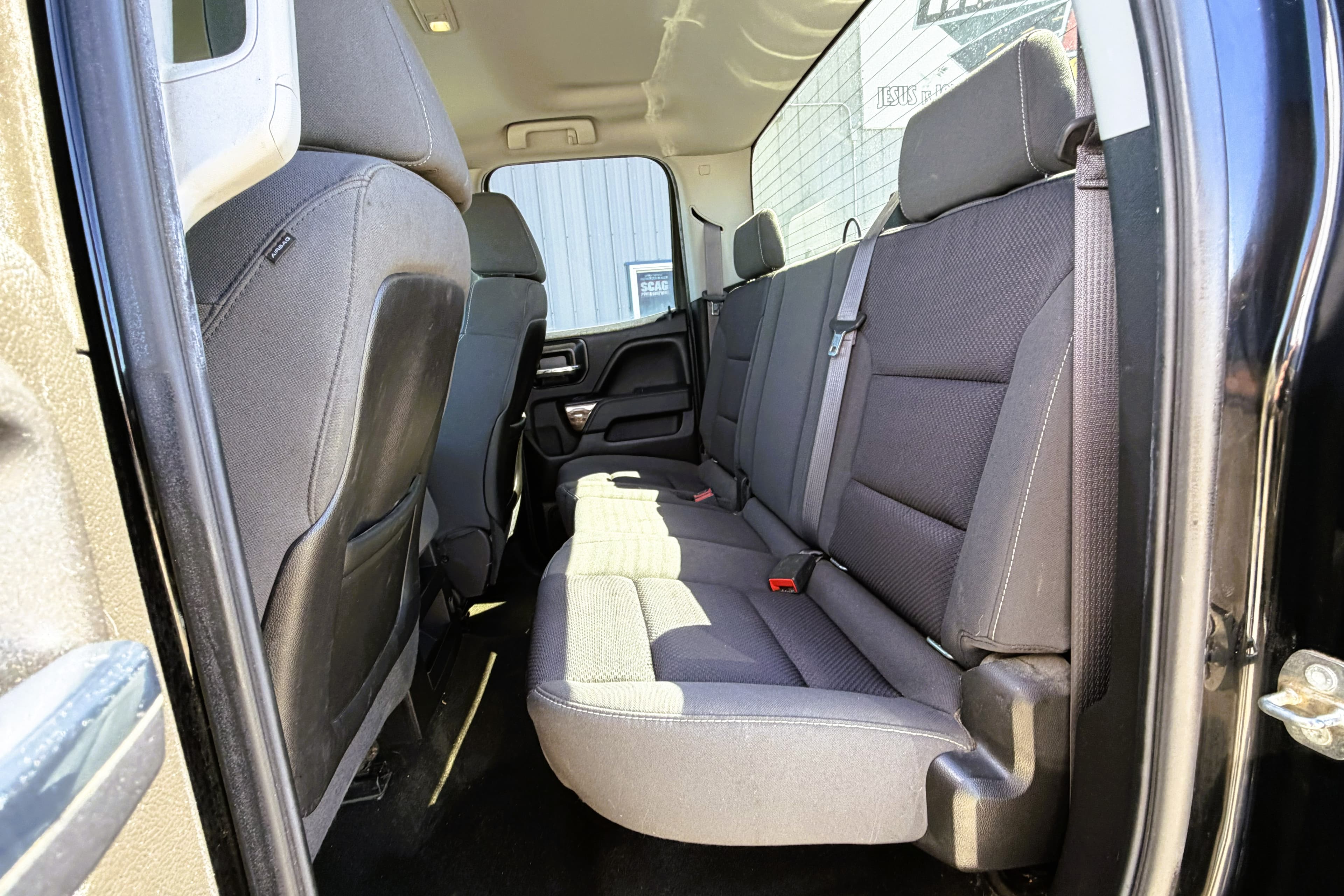 2015 GMC Sierra view 15