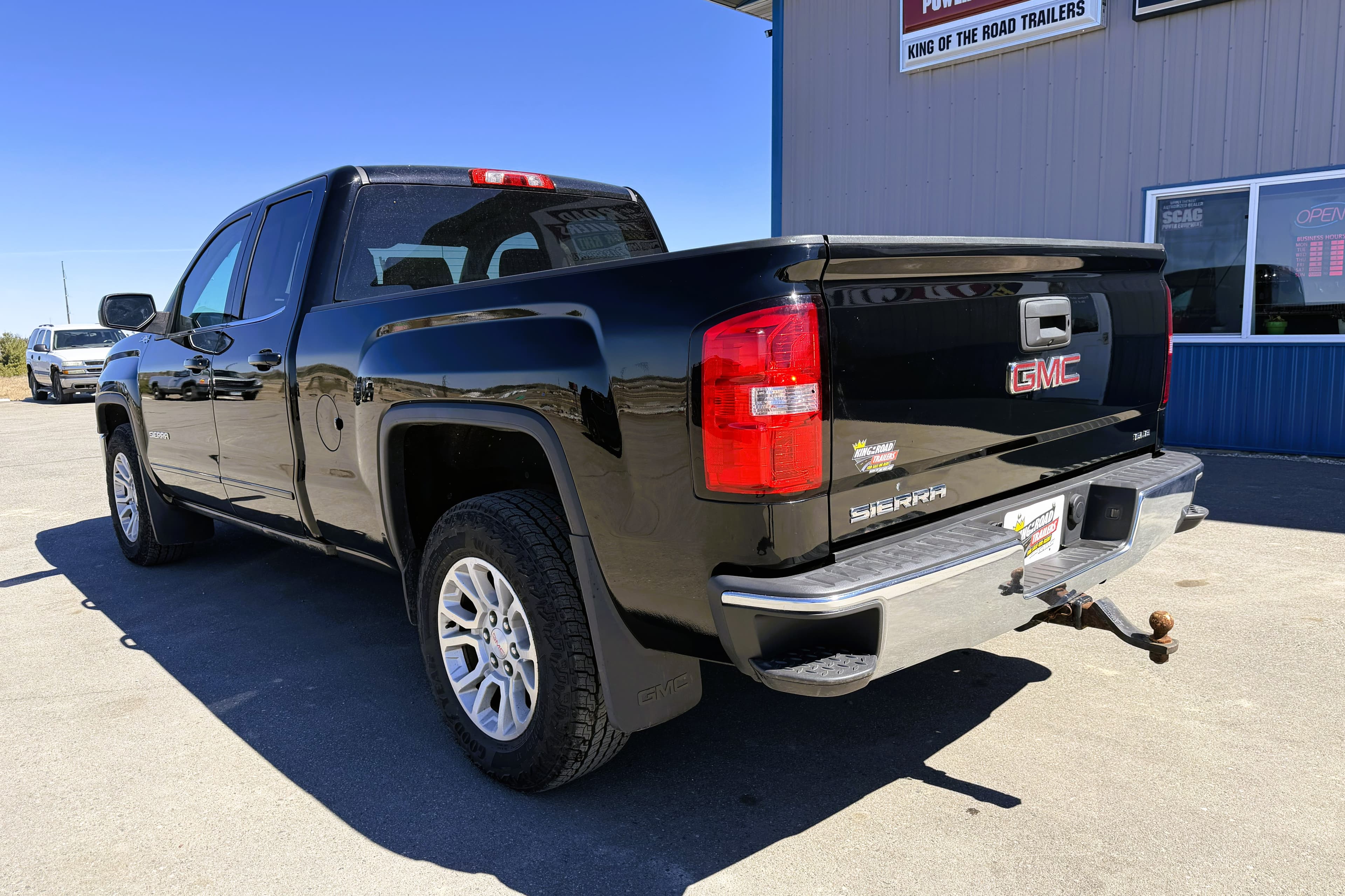 2015 GMC Sierra view 8