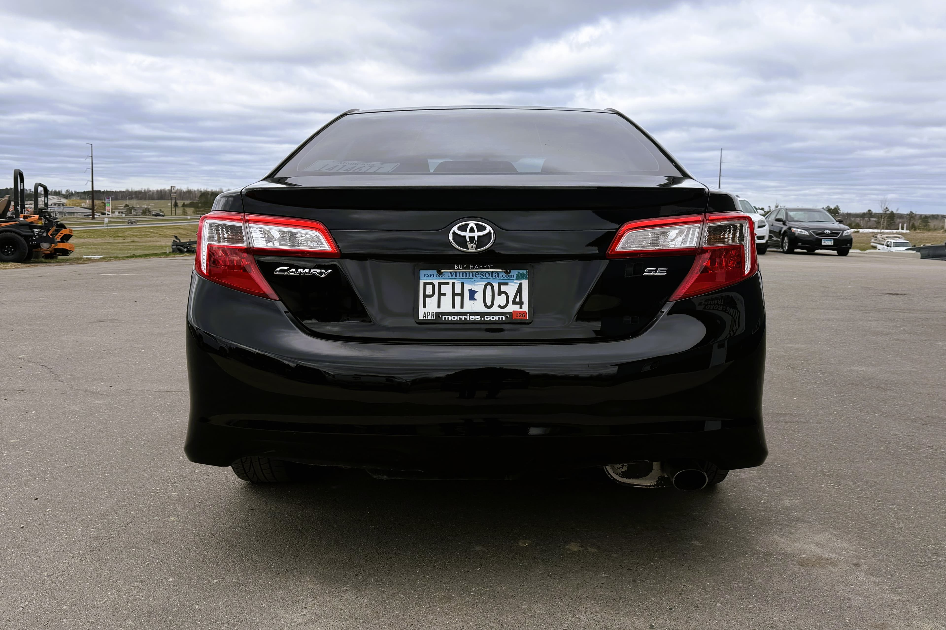 2013 Toyota Camry view 7