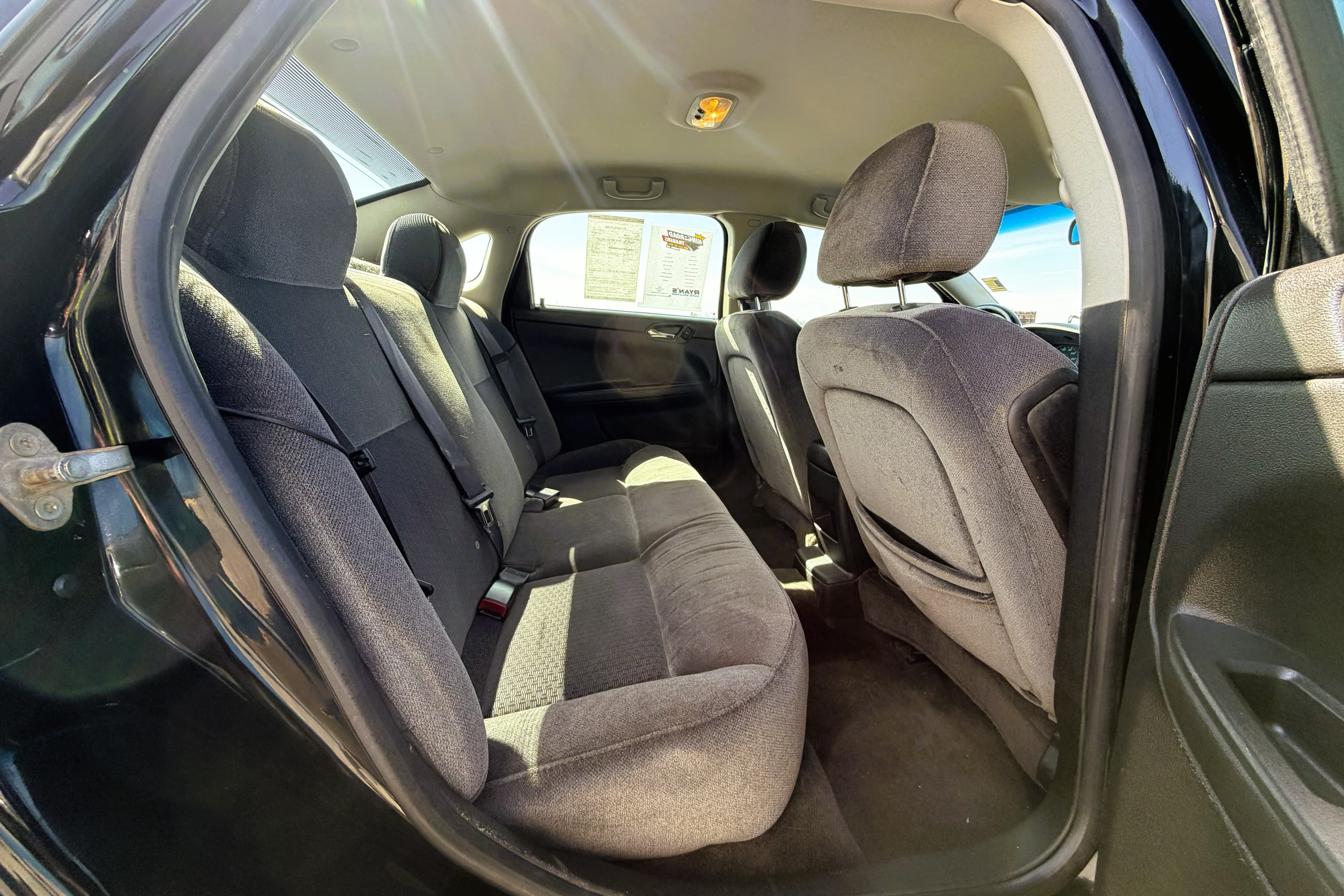 2012 Chevrolet Impala view 9