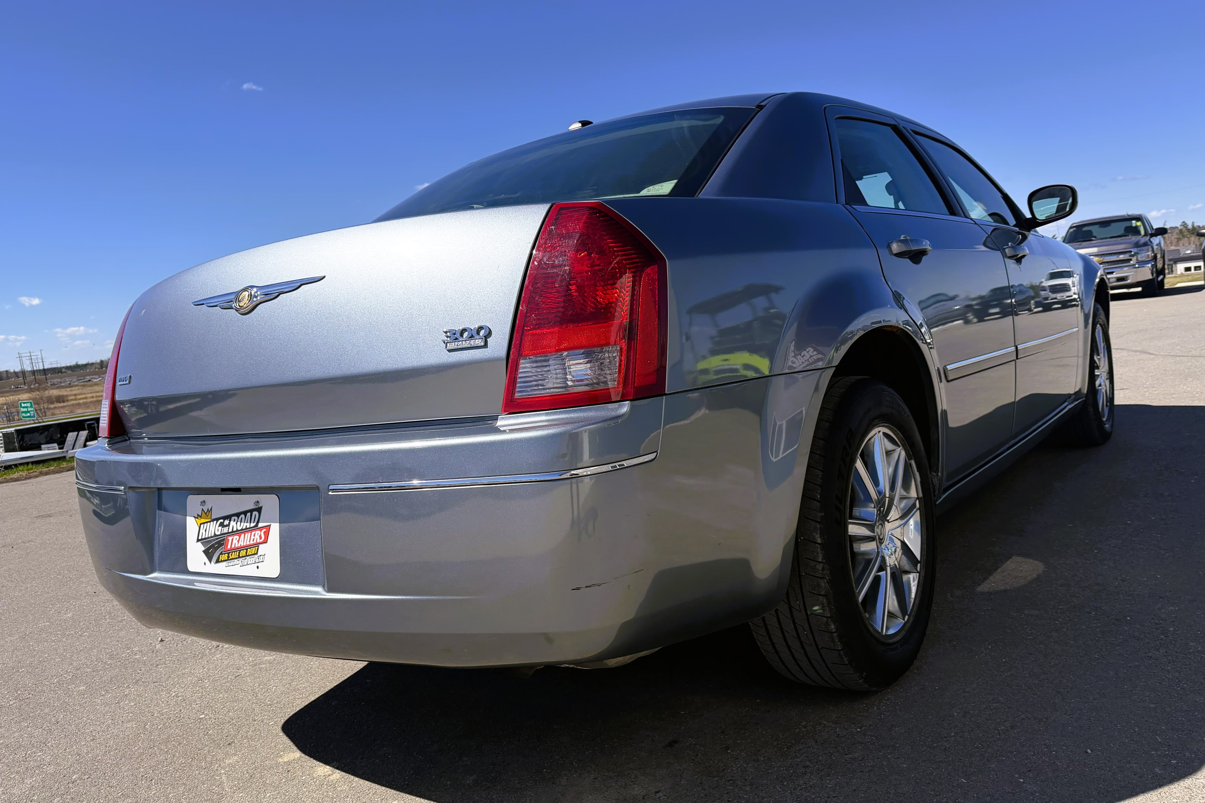 2007 Chrysler 300 Limited view 7