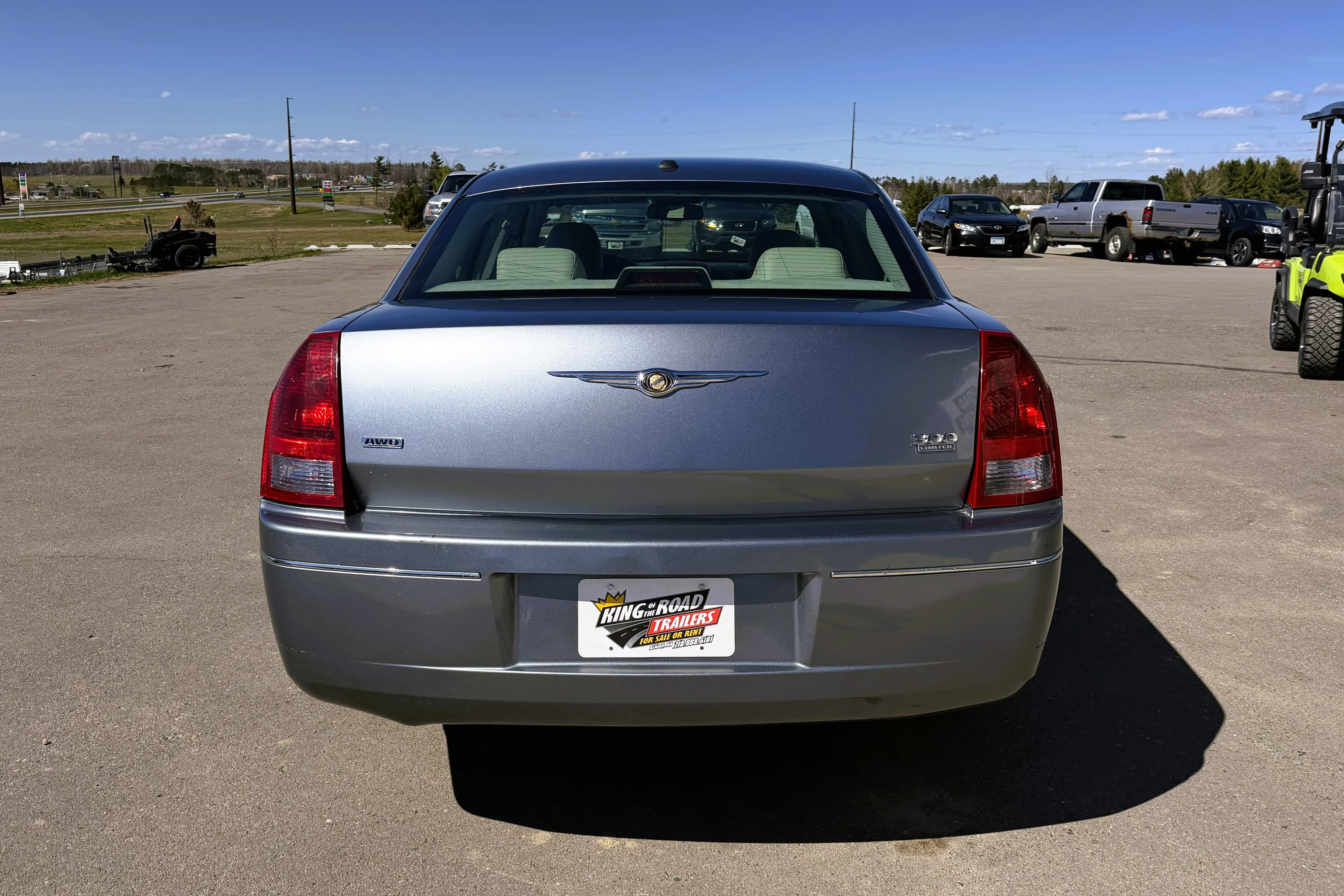 2007 Chrysler 300 Limited view 9