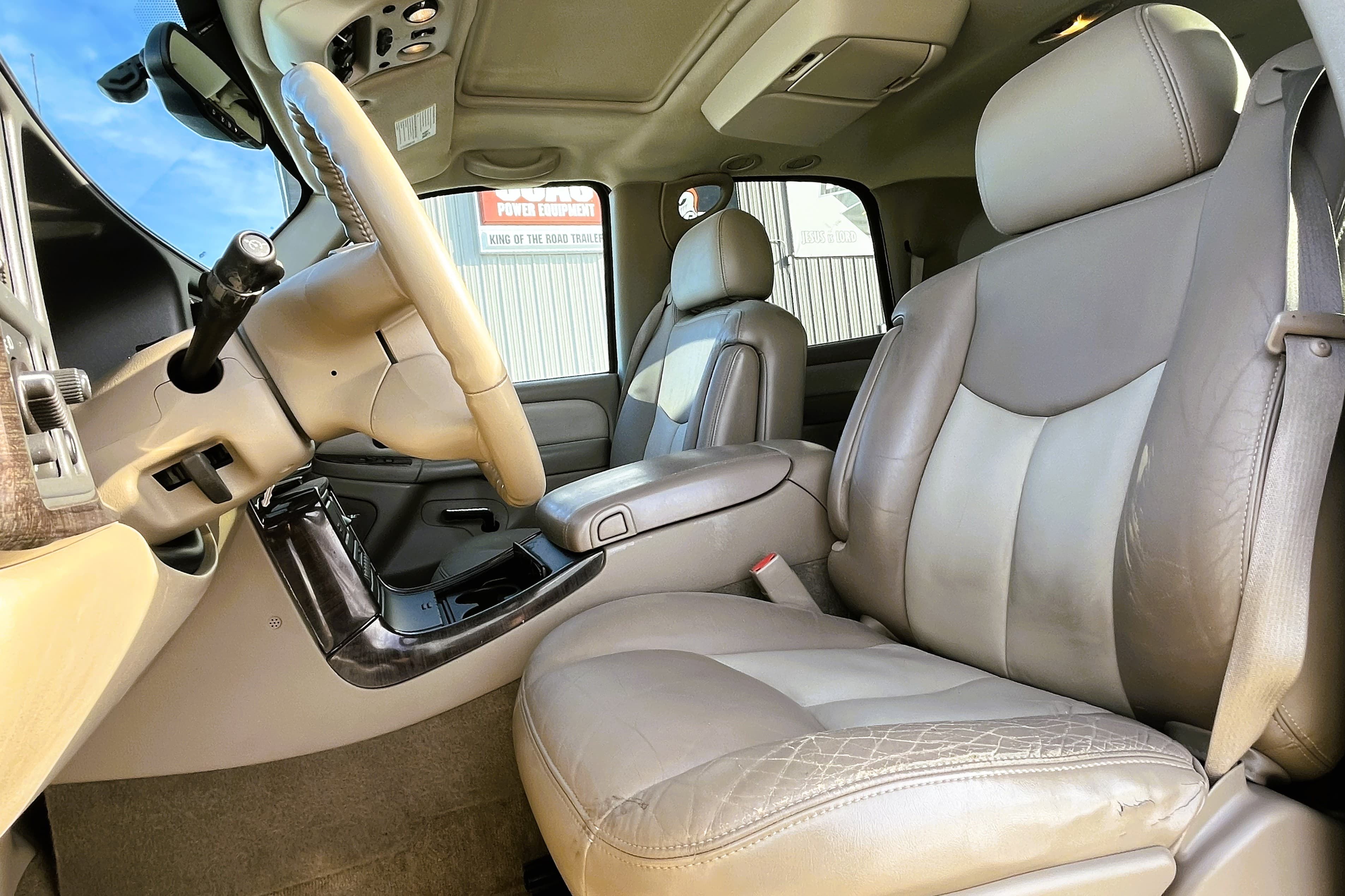 2006 GMC Yukon view 11