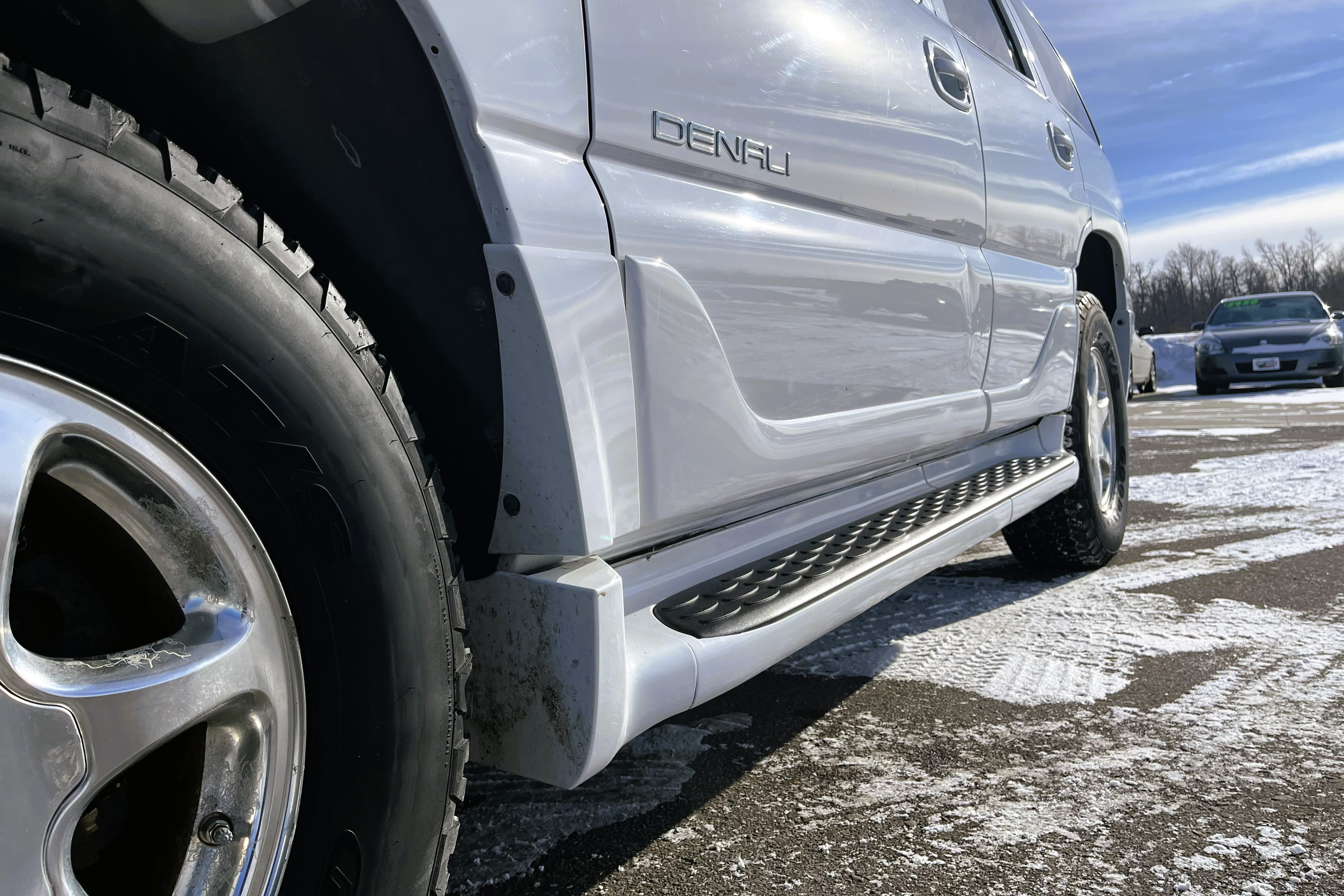 2006 GMC Yukon view 10