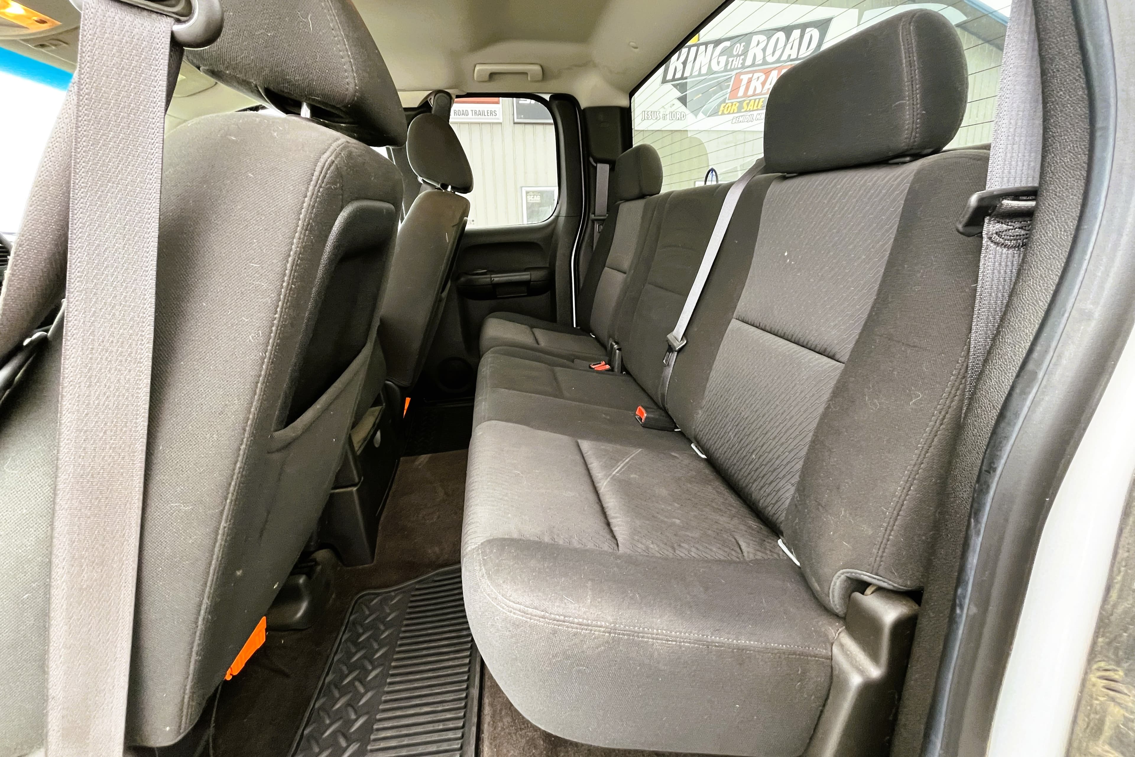 2012 Chevy Silverado view 14