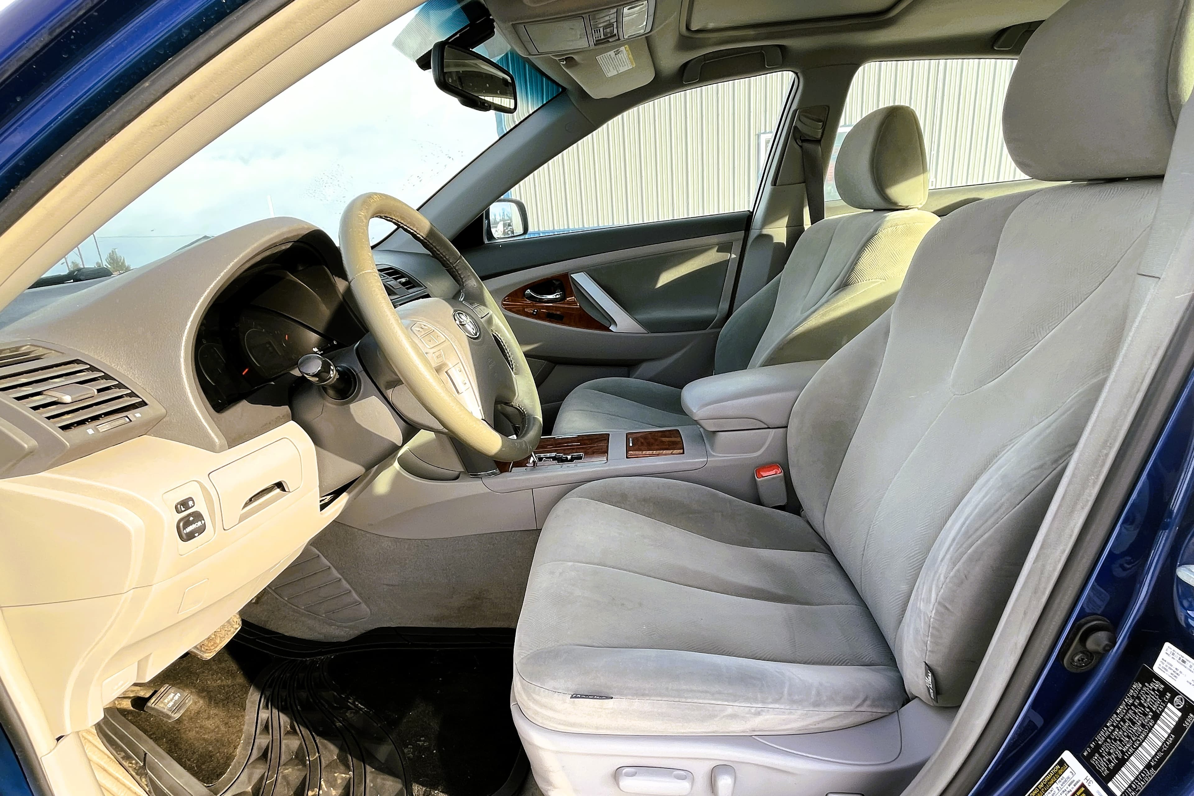 2009 Toyota Camry view 14