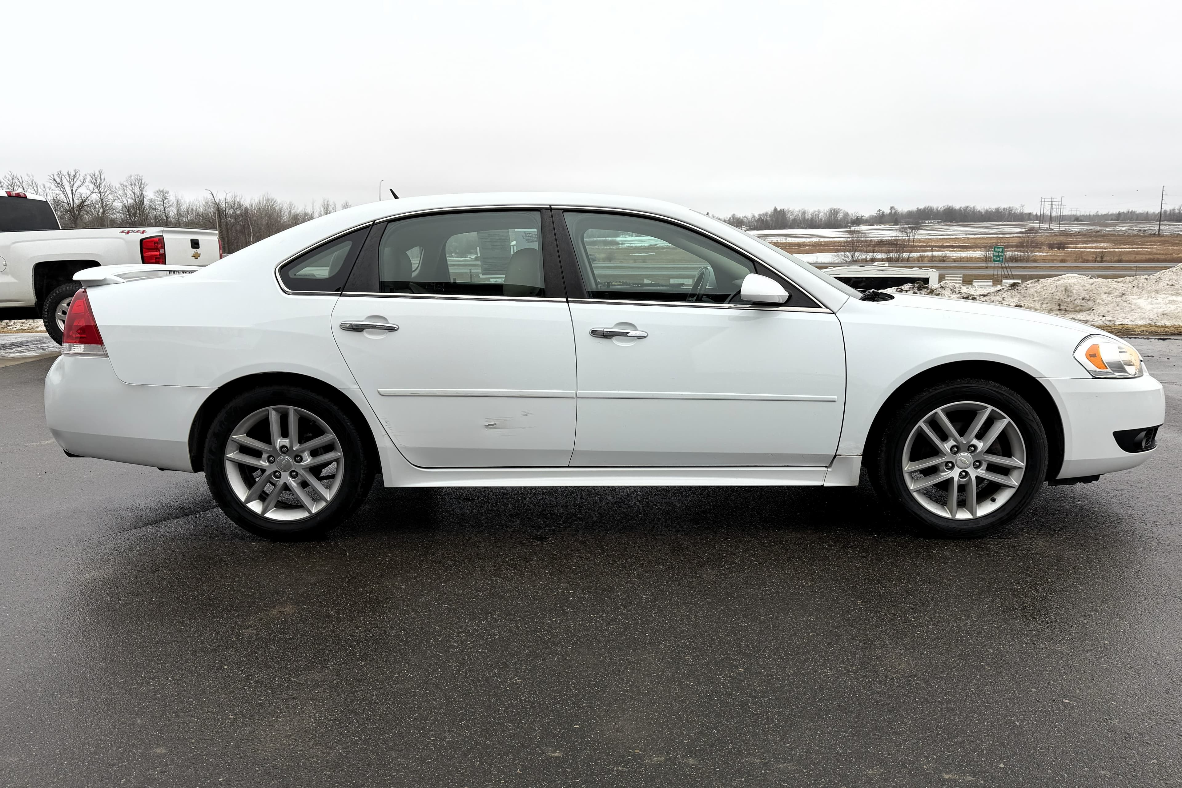 2012 Chevy Impala view 8